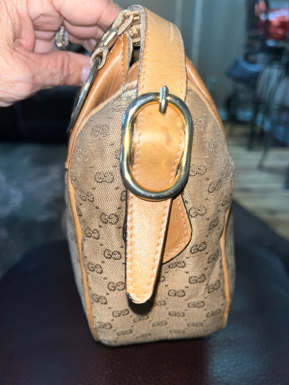EUC Authentic Vintage Gucci Micro GG Monogram Canvas and leather Handbag plus - Picture 9 of 15